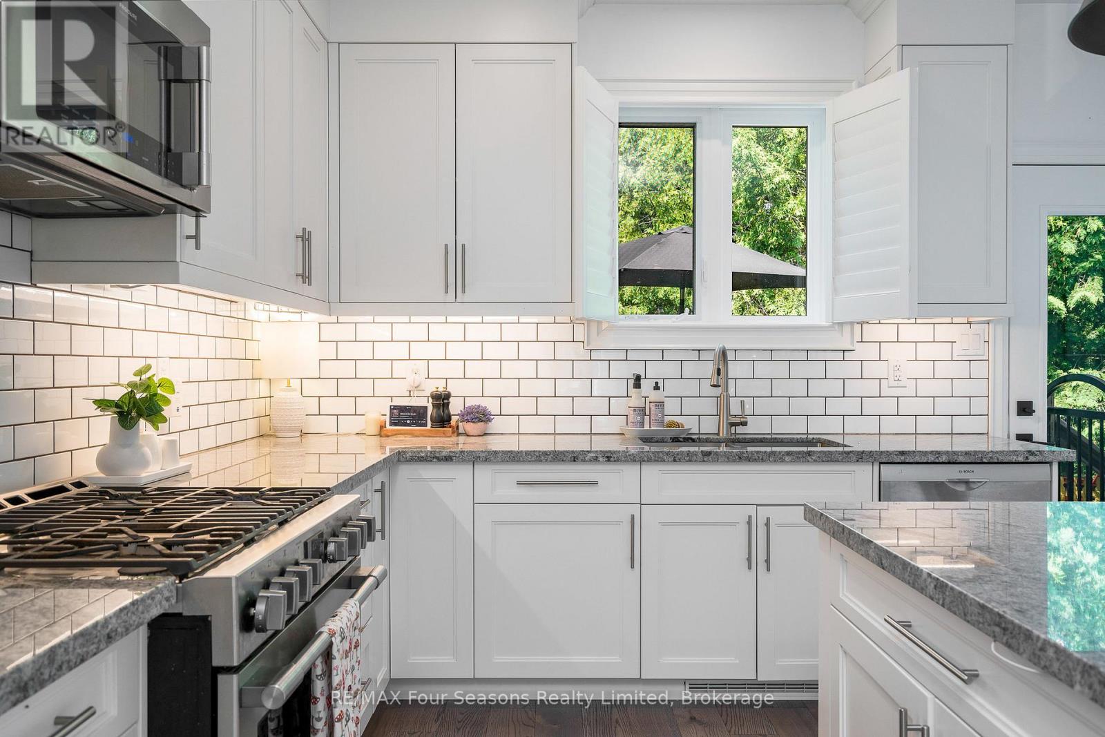 264 St Vincent Street, Meaford, Ontario  N4L 1E8 - Photo 10 - X11985703