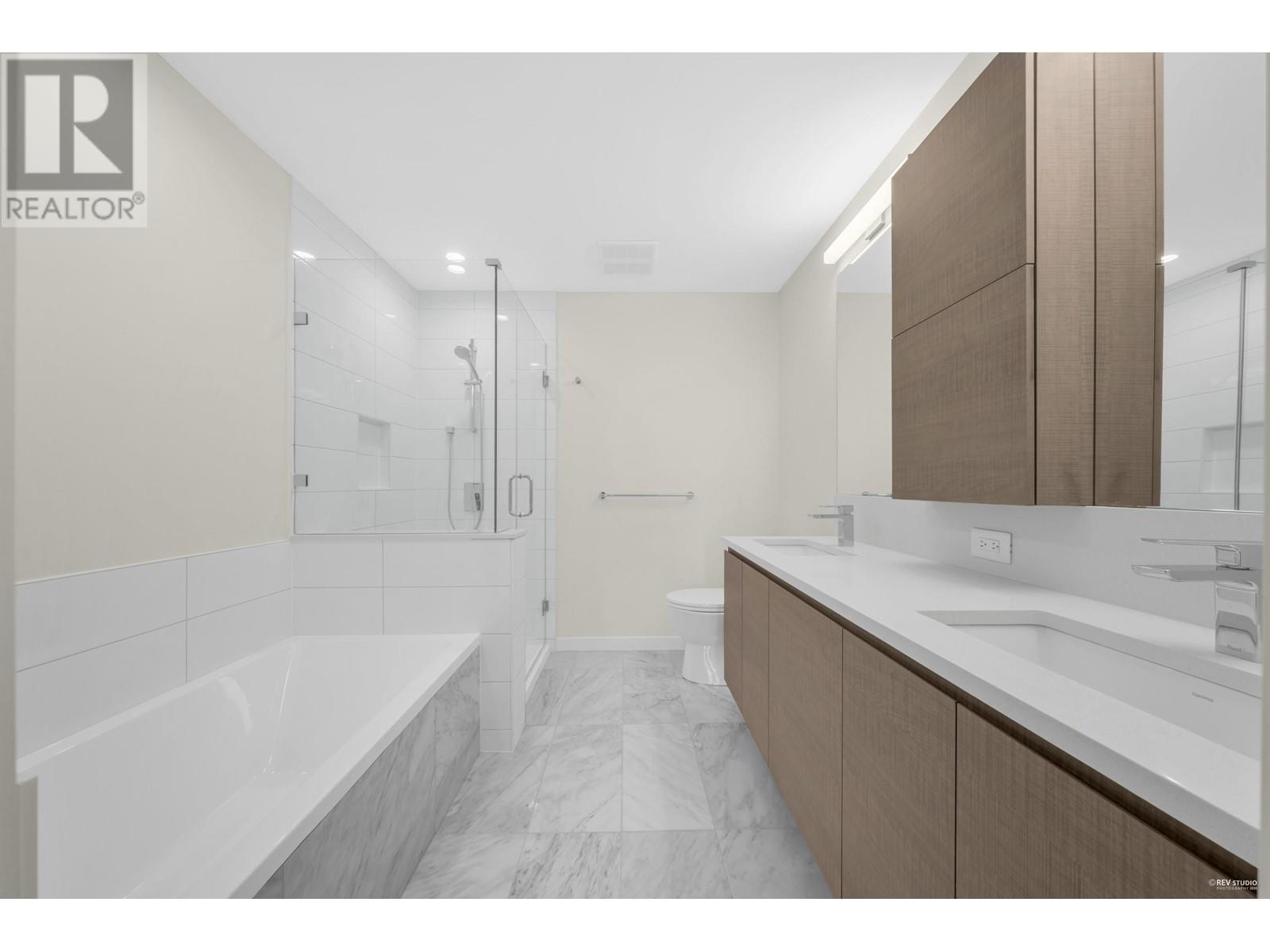 Listing Picture 7 of 23 : 1105 4168 LOUGHEED HIGHWAY, Burnaby / 本拿比 - 魯藝地產 Yvonne Lu Group - MLS Medallion Club Member