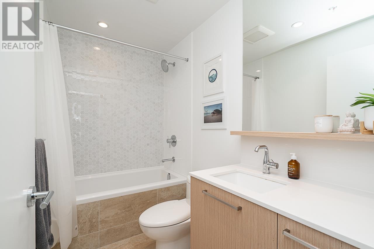 2704 567 Clarke Road, Coquitlam, British Columbia  V3J 0K7 - Photo 16 - R2968895