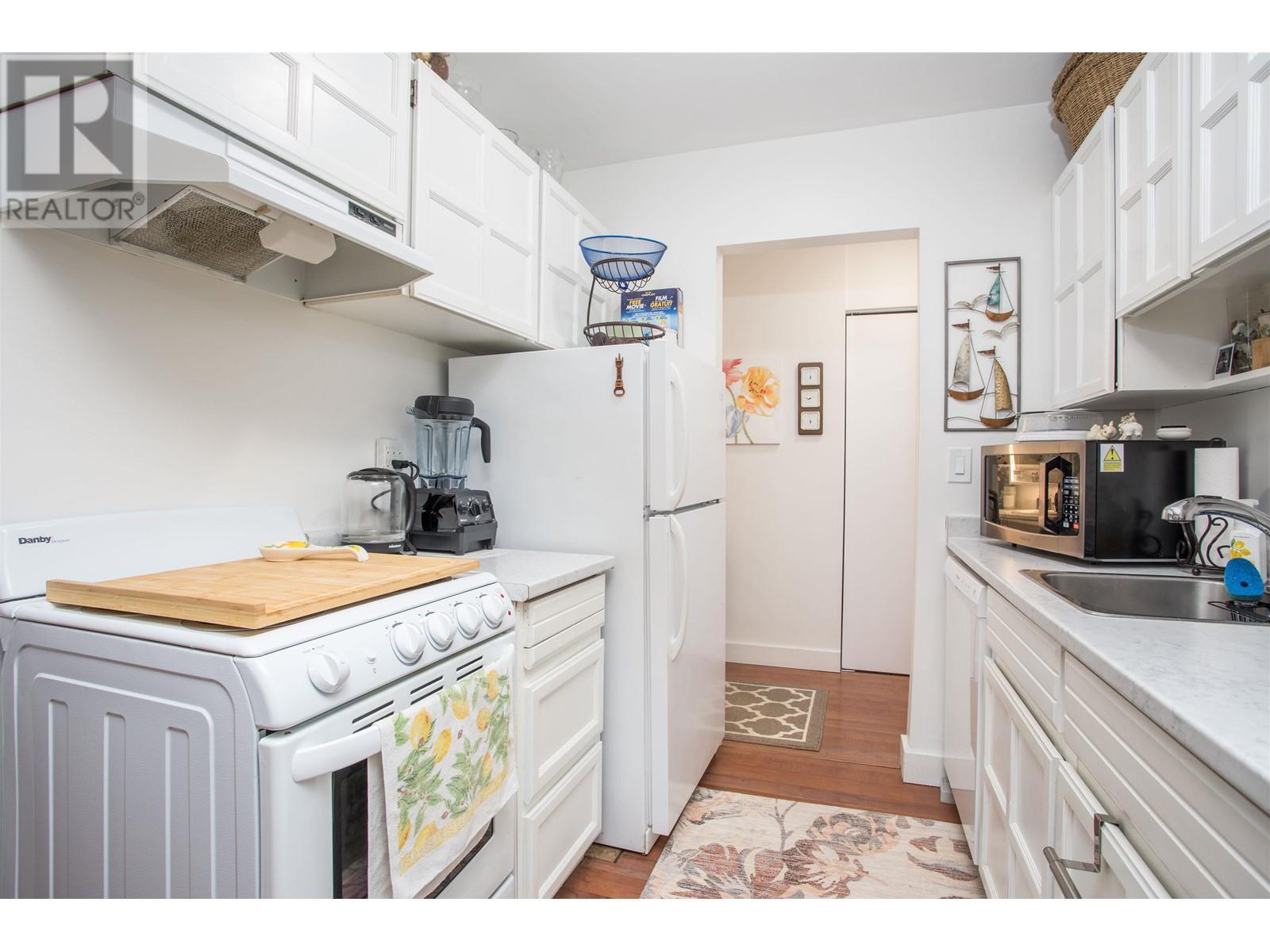 340 1844 W 7th Avenue, Vancouver, British Columbia  V6J 1S8 - Photo 9 - R2969265