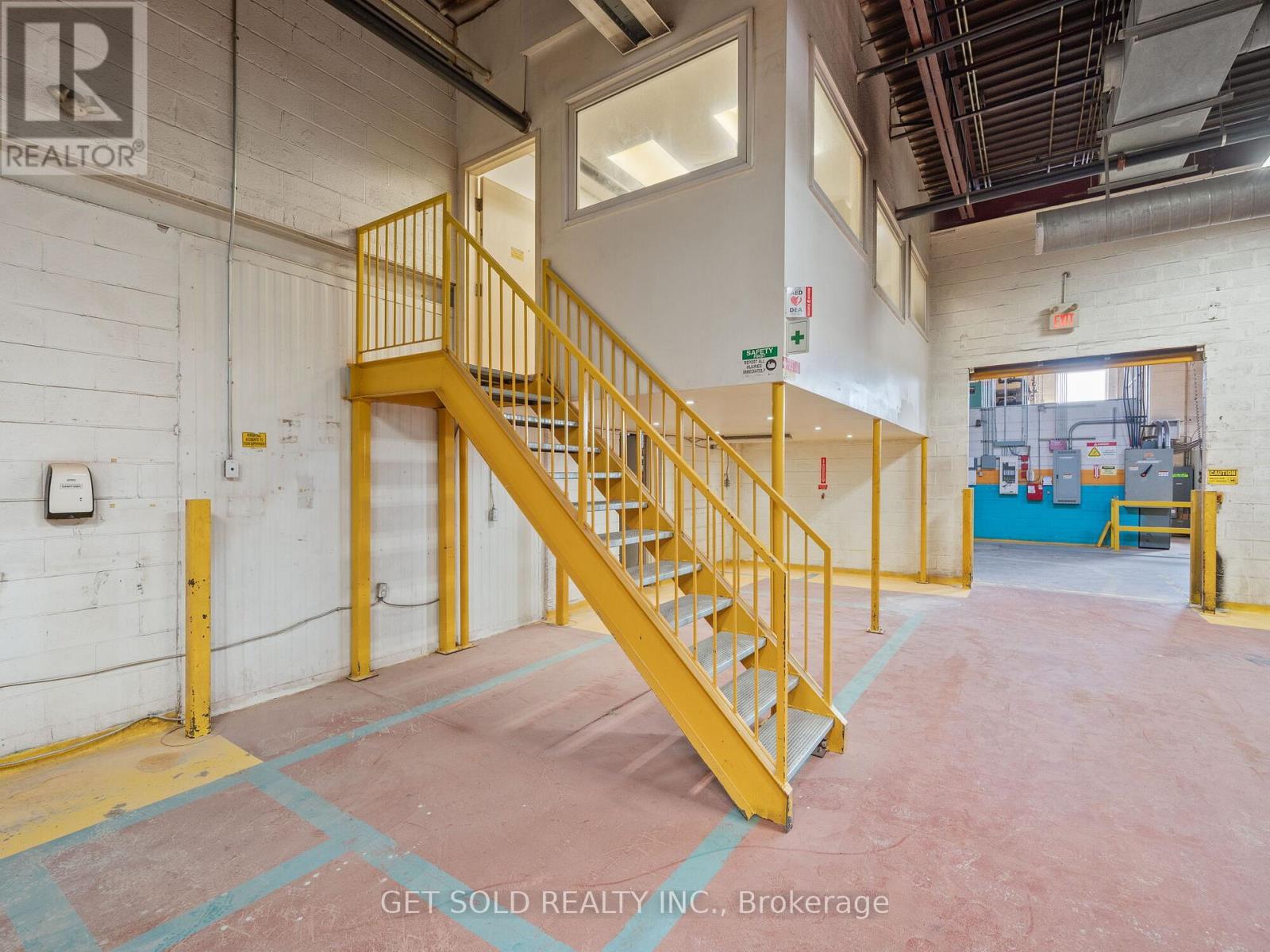 650 Fenmar Drive, Toronto, Ontario  M9L 1R7 - Photo 15 - W11985685
