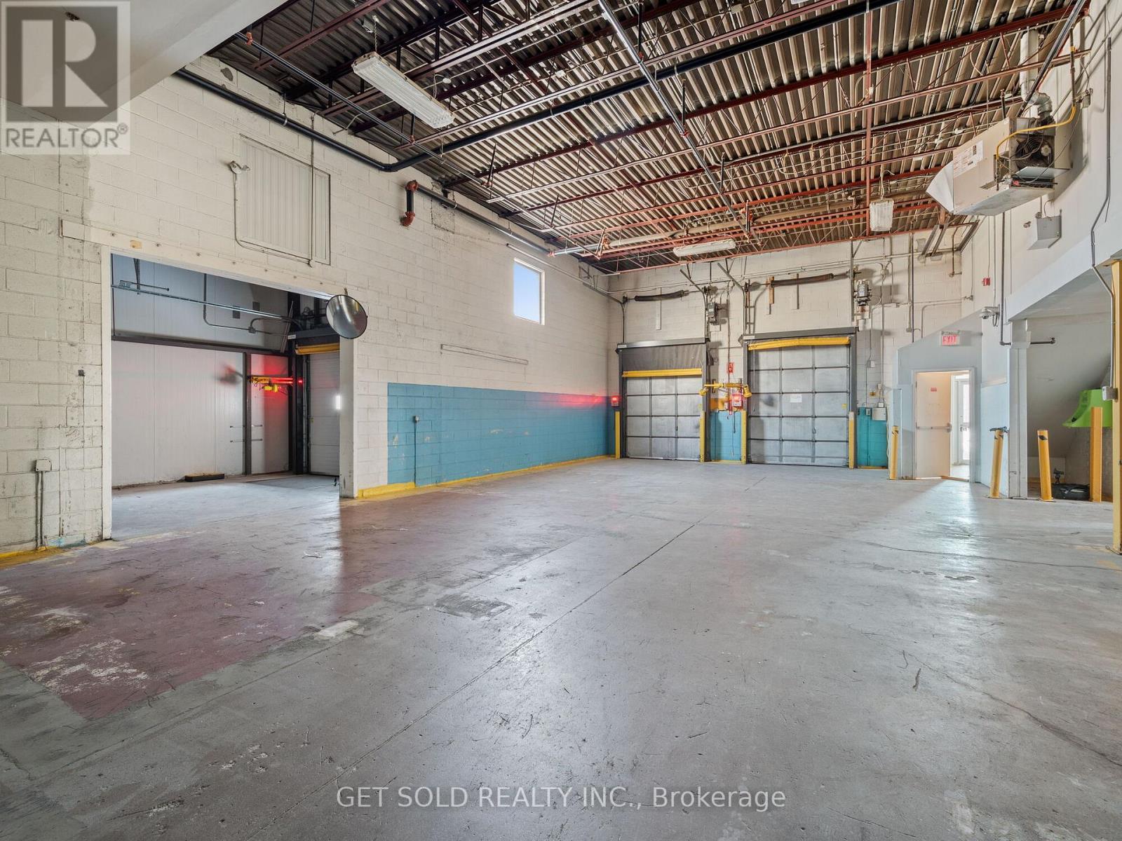 650 Fenmar Drive, Toronto, Ontario  M9L 1R7 - Photo 4 - W11985685