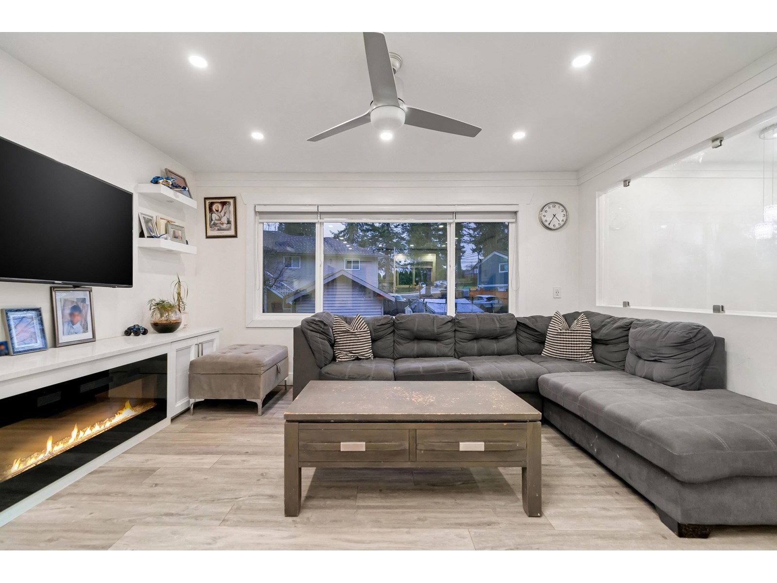 Property at 7813 140 STREET image 5
