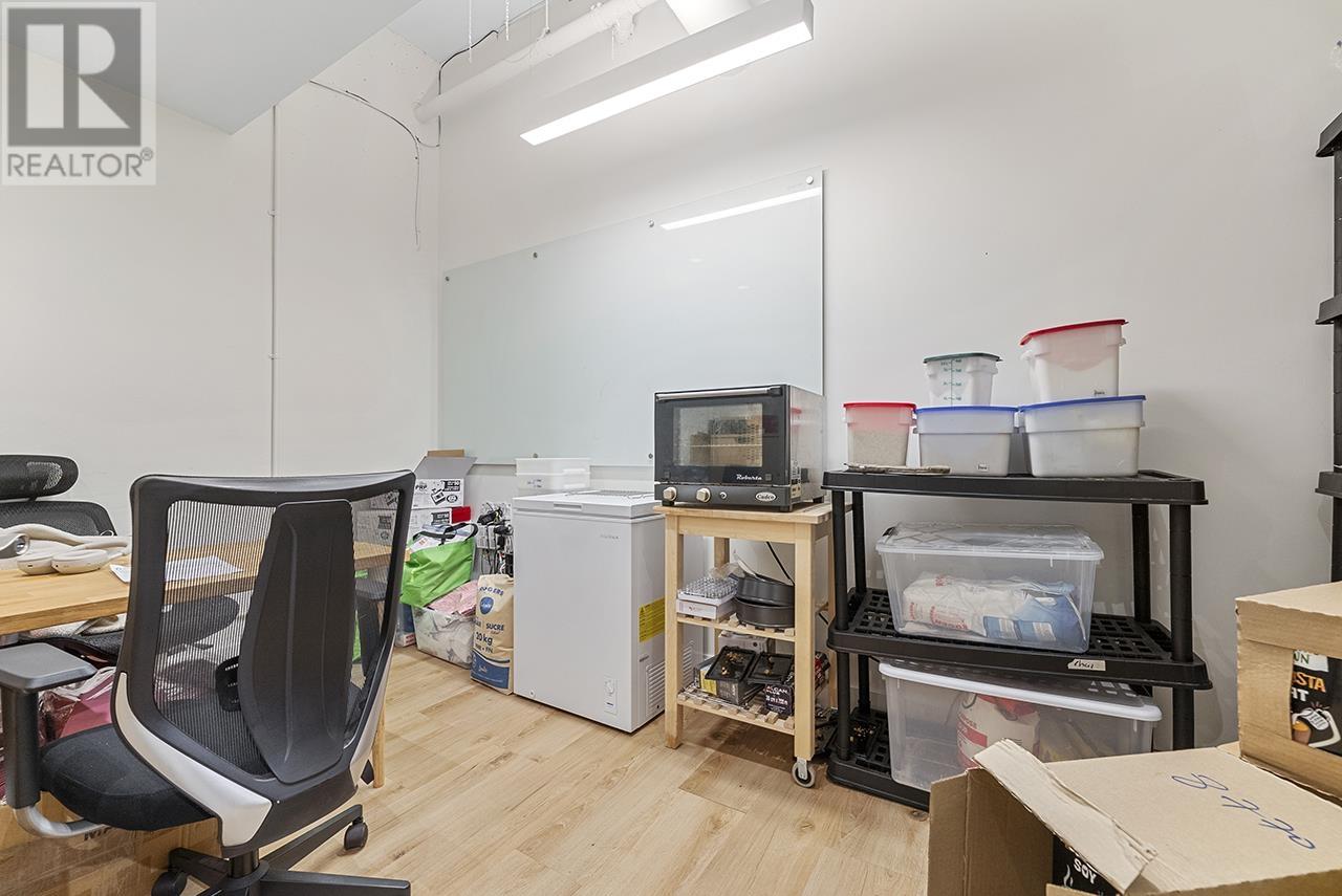 3363-3373 Dunbar Street, Vancouver, British Columbia  V6S 2B9 - Photo 13 - C8066873