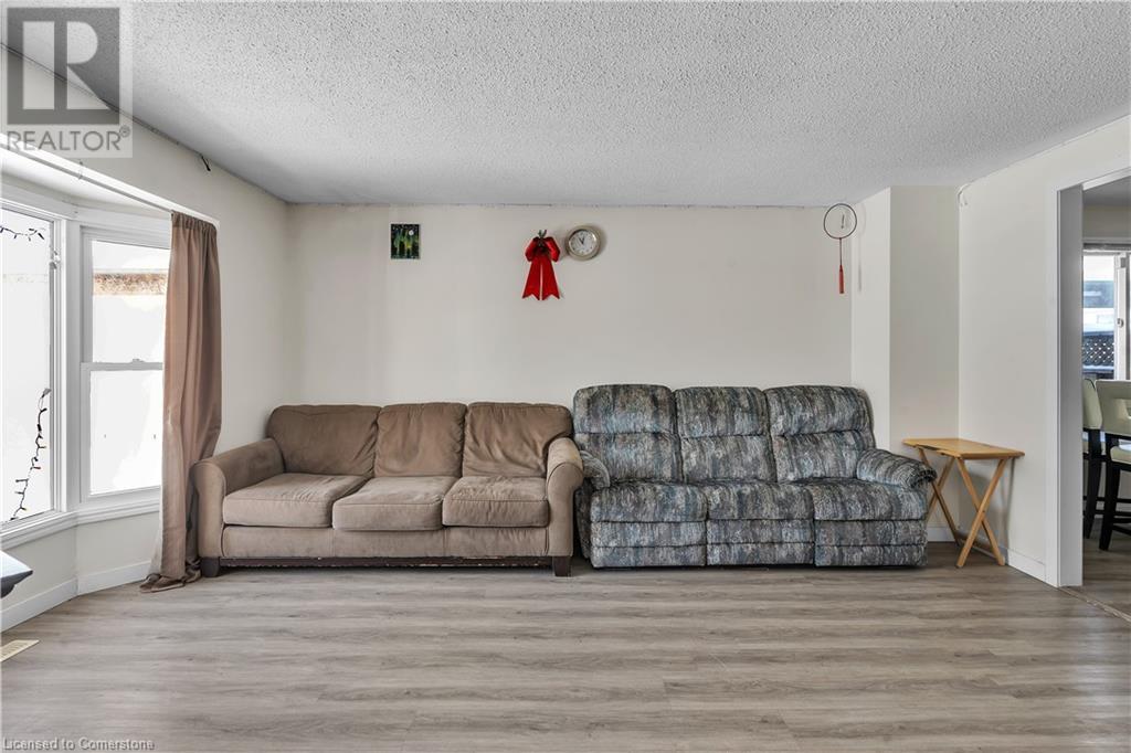 2059 Mountbatten Place, London, Ontario  N5V 4J2 - Photo 5 - 40700600