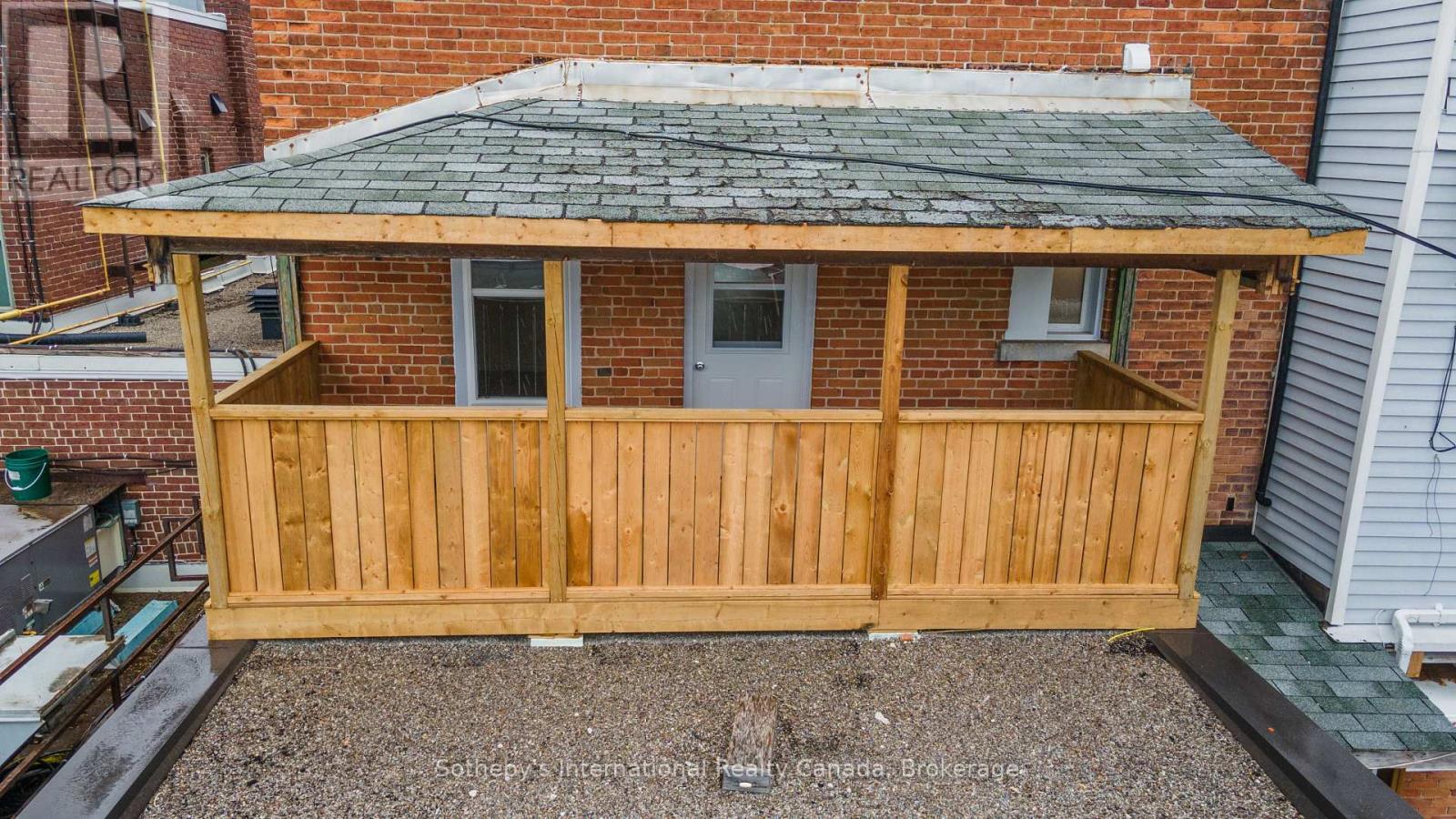 98 Main Street, Penetanguishene, Ontario  L9M 1T5 - Photo 23 - S11985839