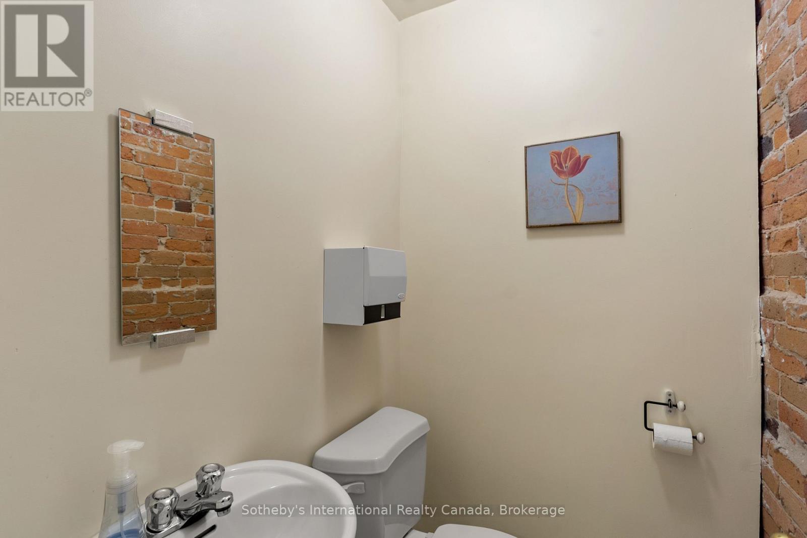 98 Main Street, Penetanguishene, Ontario  L9M 1T5 - Photo 8 - S11985839