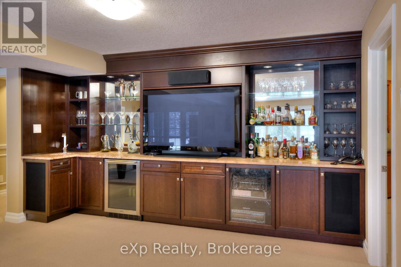 372 River Oak Place, Waterloo, Ontario  N2K 3N8 - Photo 44 - X11985847