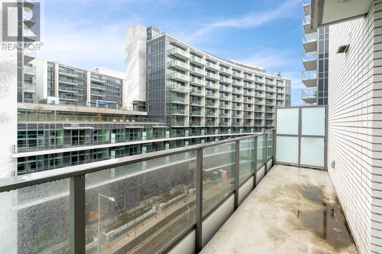 Listing Picture 13 of 29 : 609 8555 CAPSTAN WAY, Richmond / 烈治文 - 魯藝地產 Yvonne Lu Group - MLS Medallion Club Member