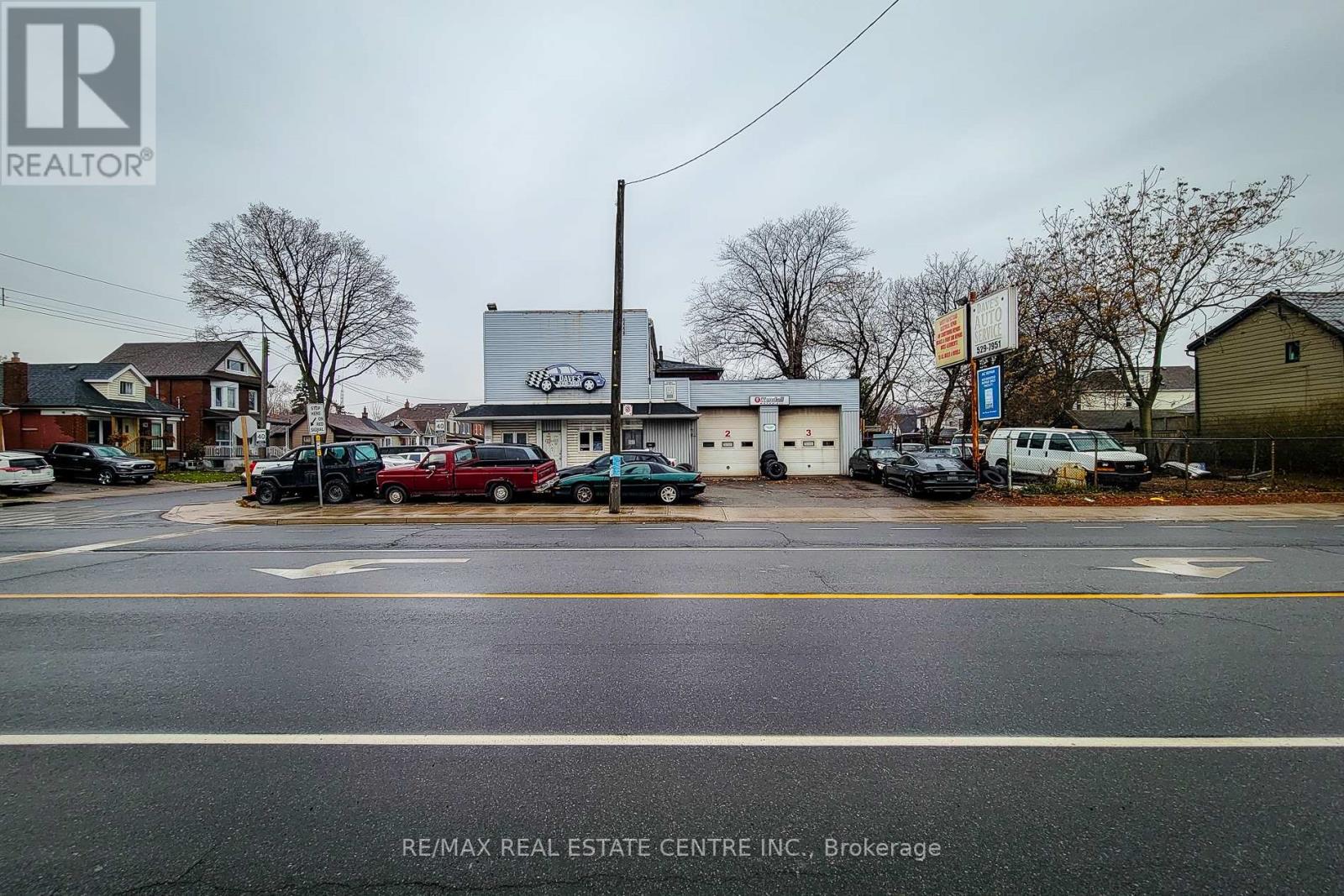 1134 Cannon Street E, Hamilton, Ontario  L8L 2J8 - Photo 3 - X11985761