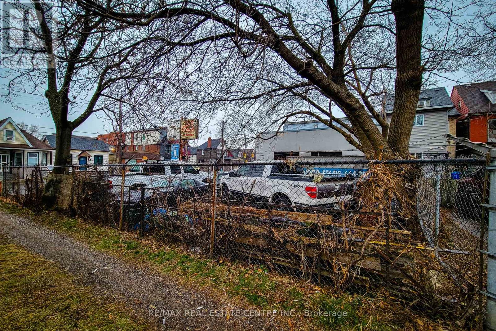 1134 Cannon Street E, Hamilton, Ontario  L8L 2J8 - Photo 7 - X11985761