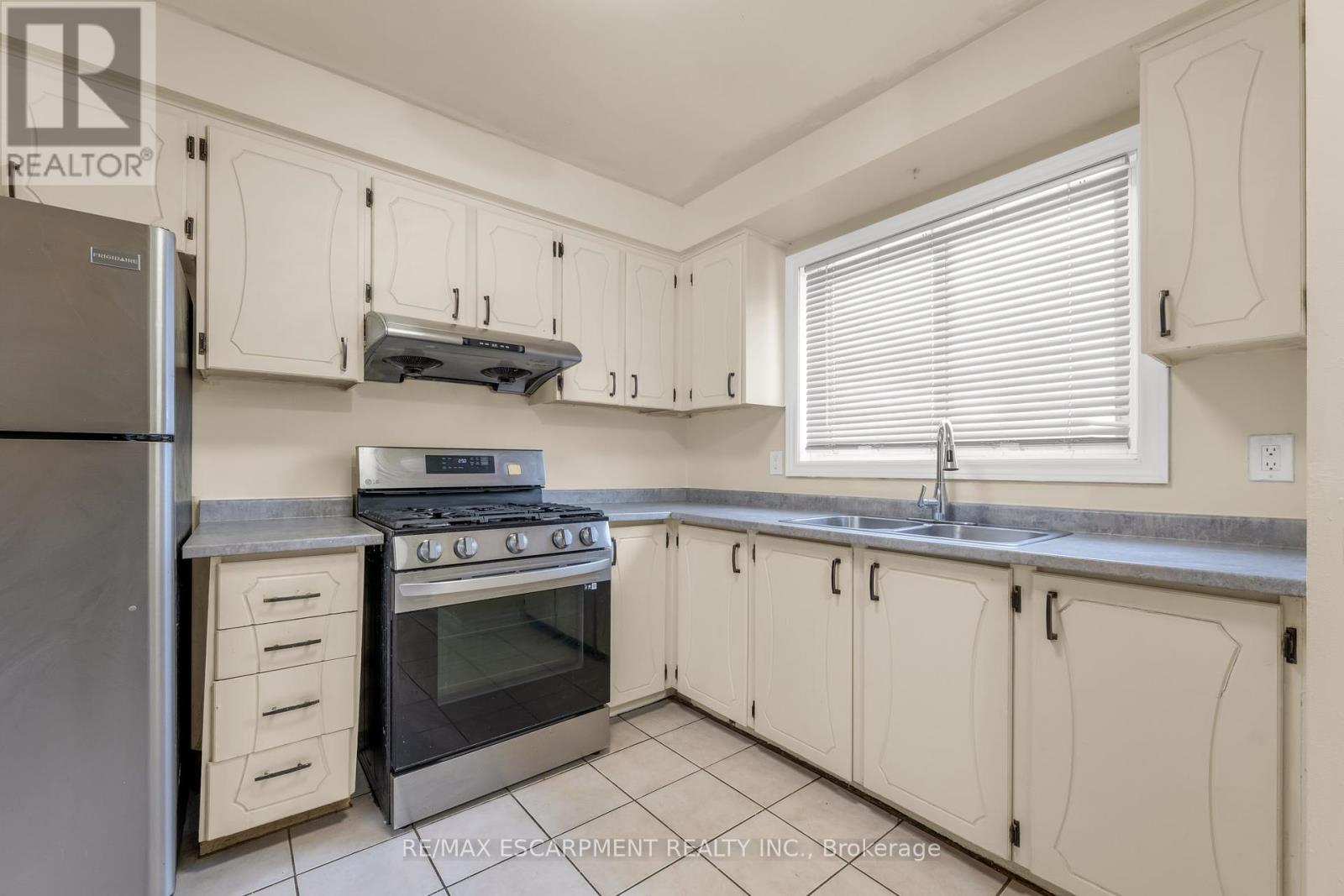 Property at F - 11 HUNTSVILLE STREET image 3