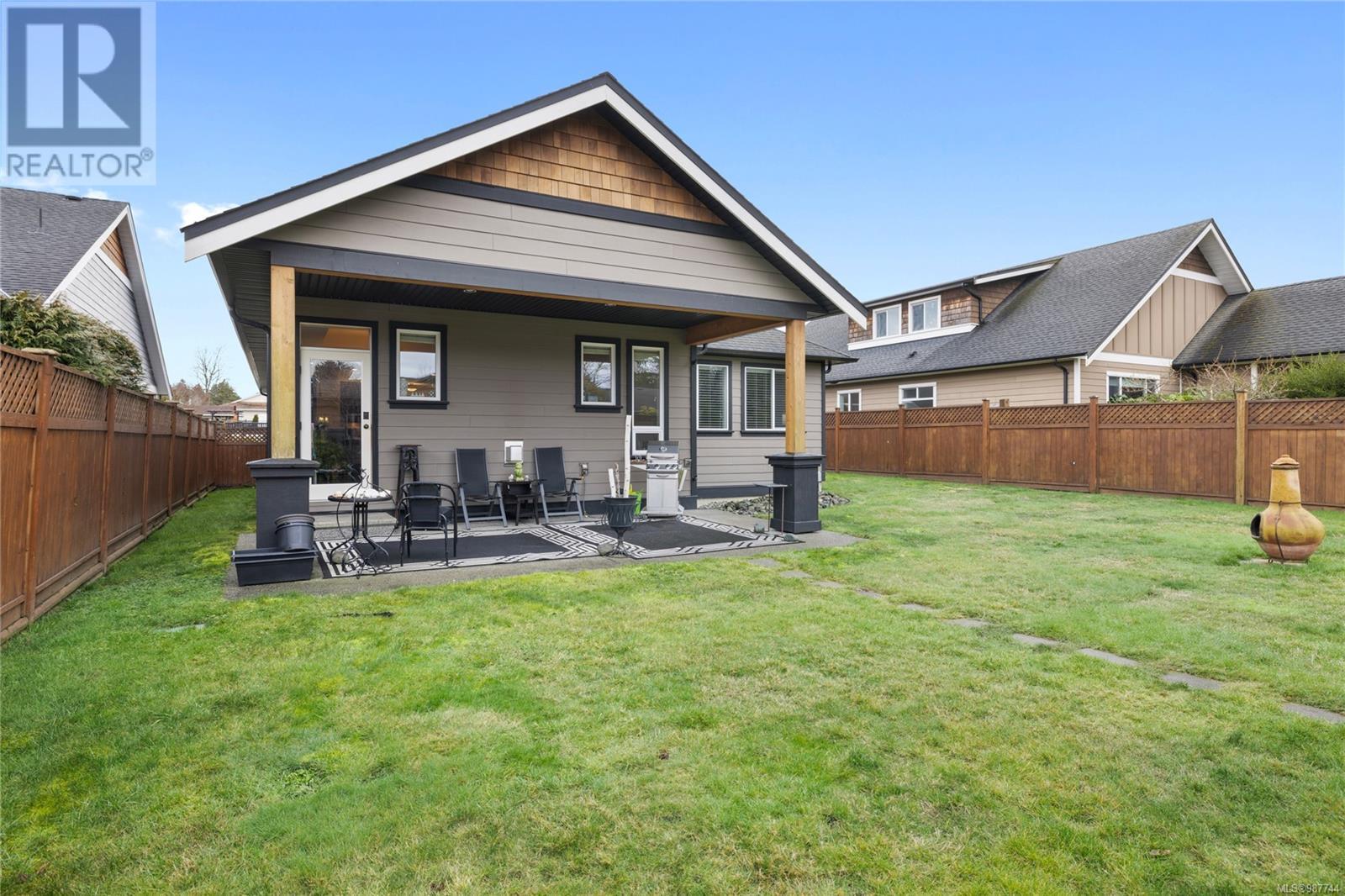 Property at 575 Doehle Ave image 4