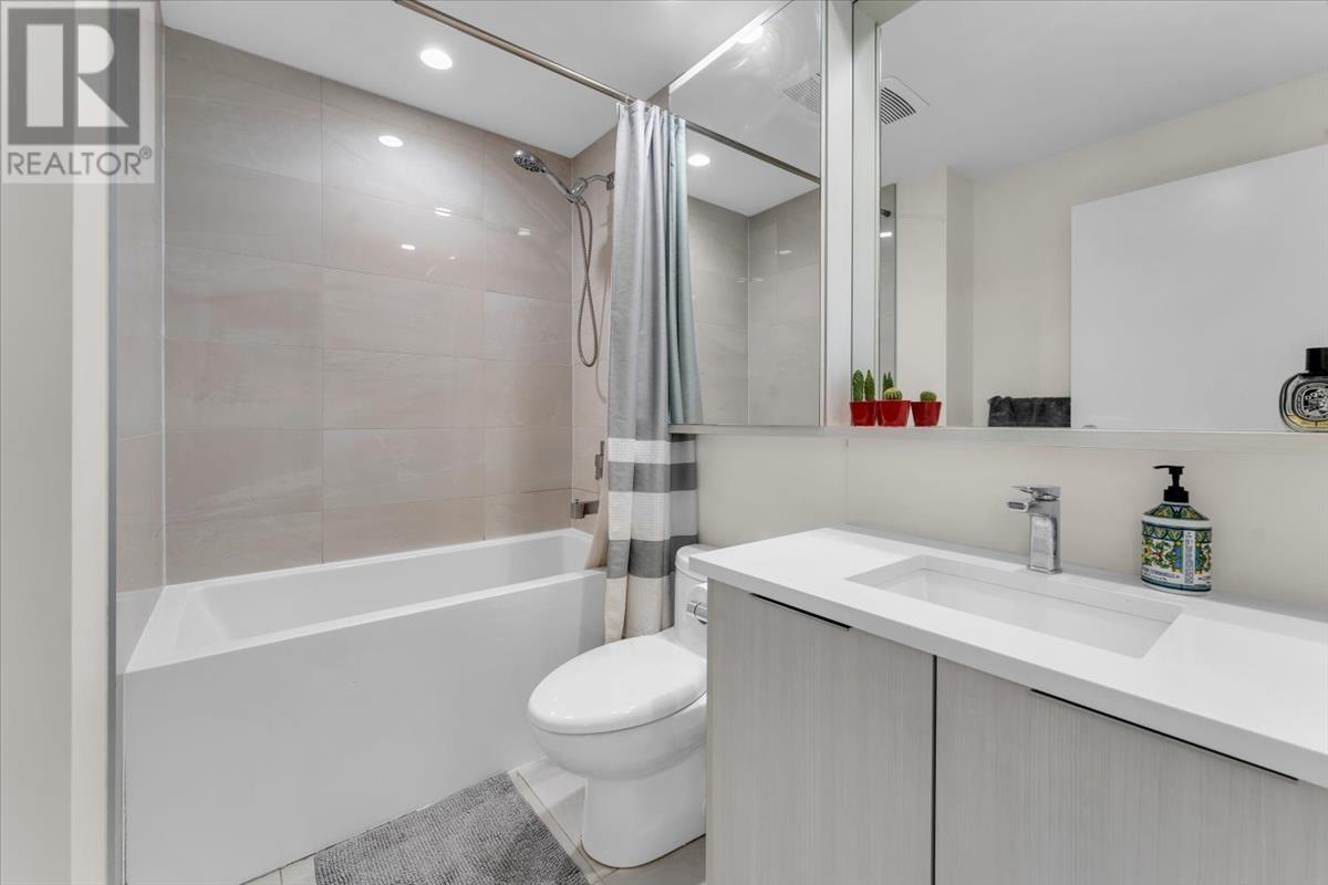 Listing Picture 17 of 26 : 1904 4465 JUNEAU STREET, Burnaby / 本拿比 - 魯藝地產 Yvonne Lu Group - MLS Medallion Club Member