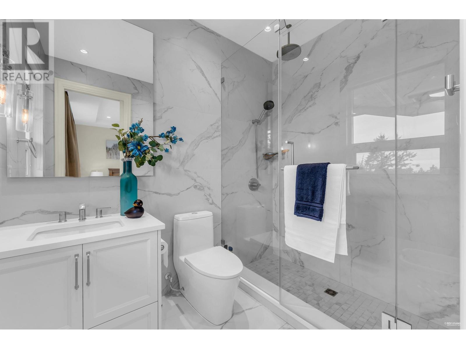 565 Robin Hood Road, West Vancouver, British Columbia  V7S 1T4 - Photo 28 - R2933803