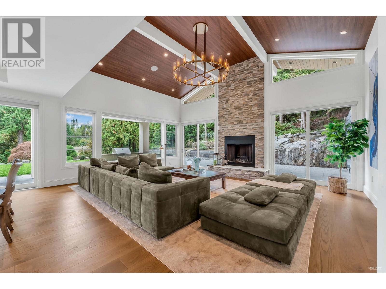 565 Robin Hood Road, West Vancouver, British Columbia  V7S 1T4 - Photo 14 - R2933803