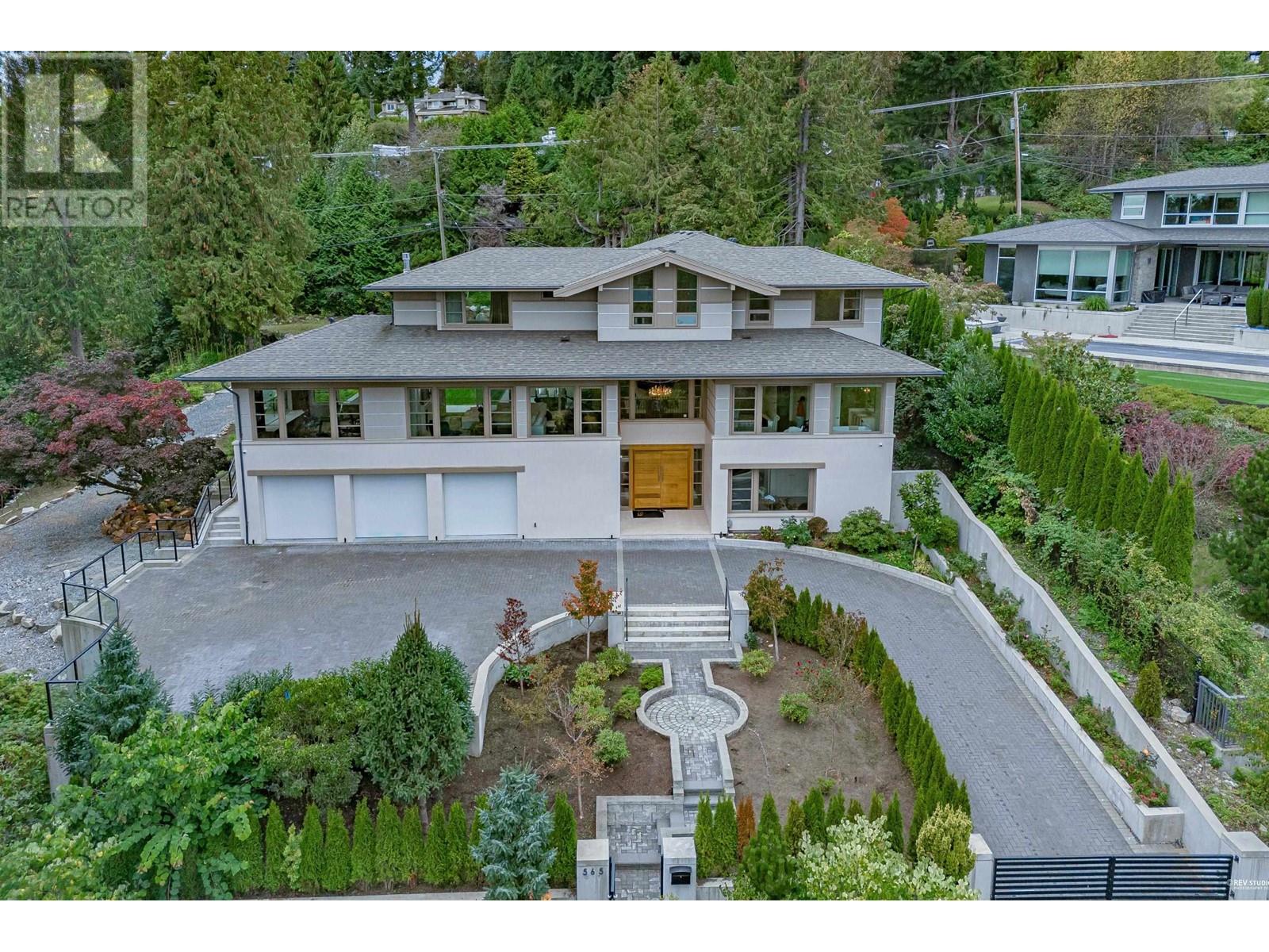 565 Robin Hood Road, West Vancouver, British Columbia  V7S 1T4 - Photo 1 - R2933803