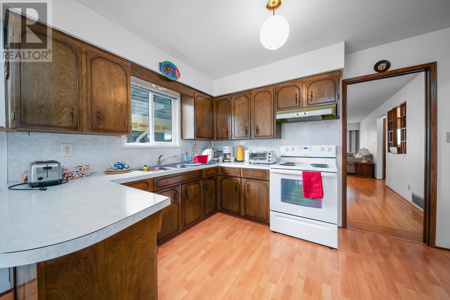 2328 Graveley Street, Vancouver, British Columbia  V5L 3C4 - Photo 7 - R2968715