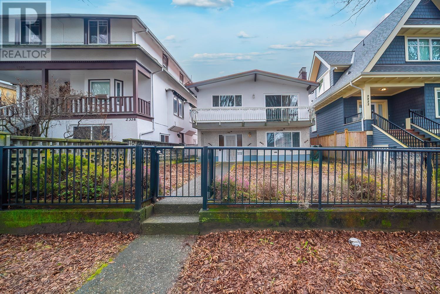 2328 Graveley Street, Vancouver, British Columbia  V5L 3C4 - Photo 2 - R2968715