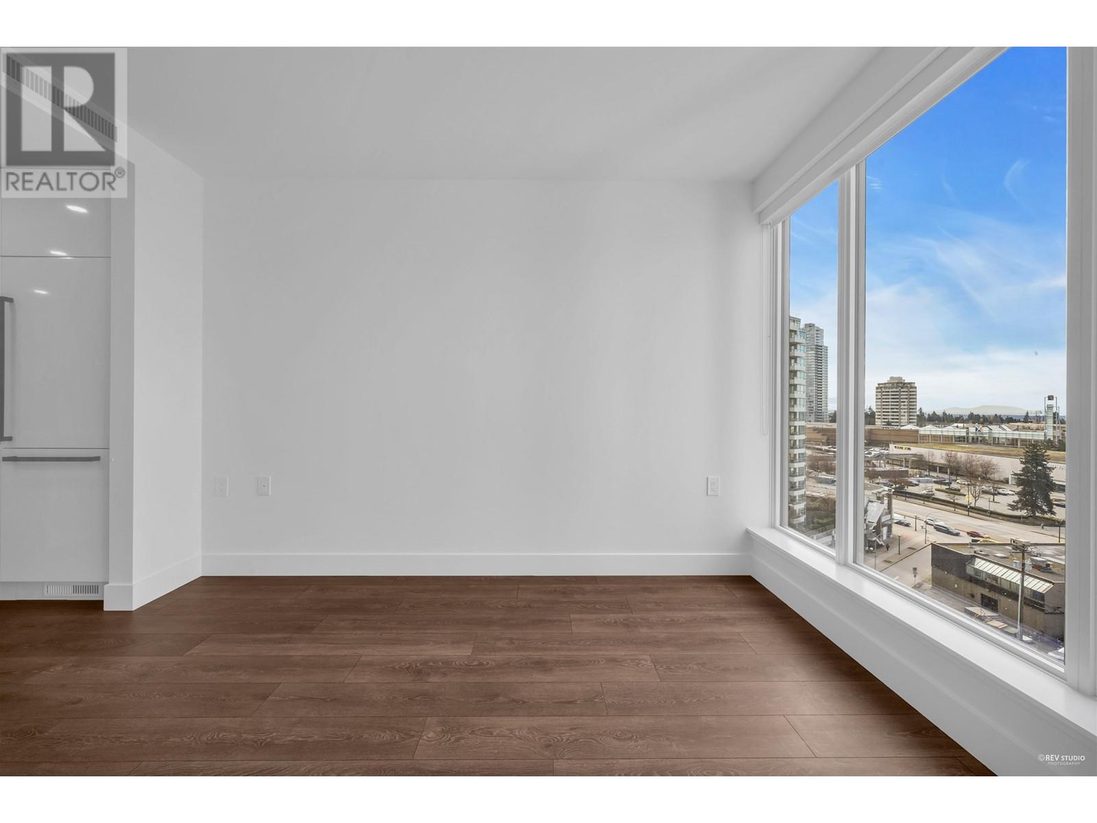 Listing Picture 17 of 36 : 1003 4711 HAZEL STREET, Burnaby / 本拿比 - 魯藝地產 Yvonne Lu Group - MLS Medallion Club Member