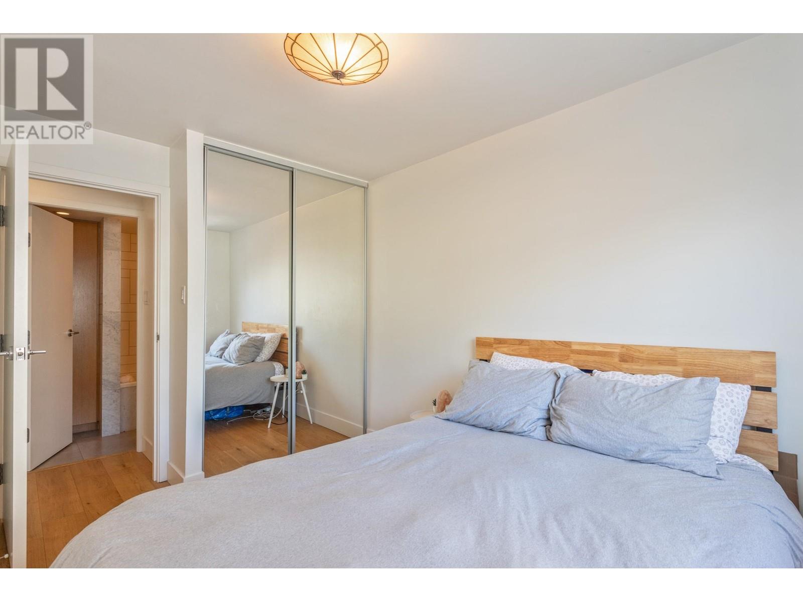 Listing Picture 12 of 29 : 405 1146 HARWOOD STREET, Vancouver / 溫哥華 - 魯藝地產 Yvonne Lu Group - MLS Medallion Club Member