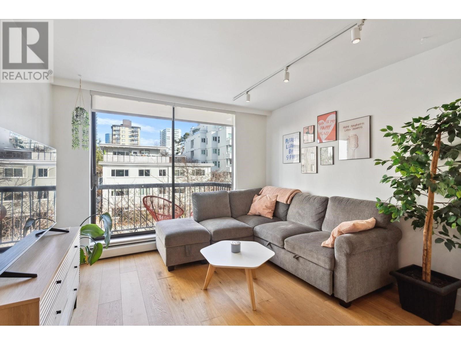 Listing Picture 2 of 29 : 405 1146 HARWOOD STREET, Vancouver / 溫哥華 - 魯藝地產 Yvonne Lu Group - MLS Medallion Club Member