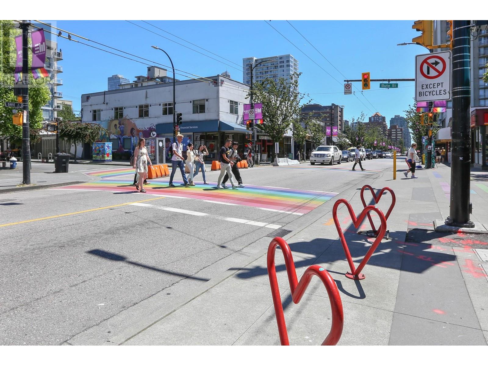 Listing Picture 22 of 29 : 405 1146 HARWOOD STREET, Vancouver / 溫哥華 - 魯藝地產 Yvonne Lu Group - MLS Medallion Club Member