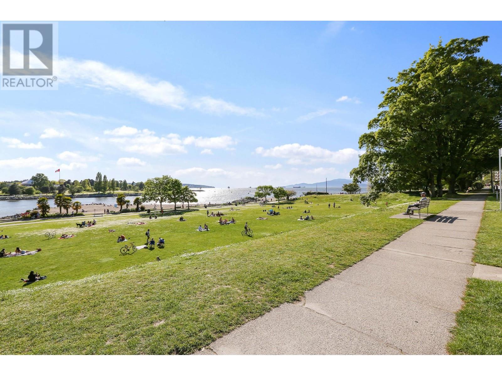 Listing Picture 23 of 29 : 405 1146 HARWOOD STREET, Vancouver / 溫哥華 - 魯藝地產 Yvonne Lu Group - MLS Medallion Club Member