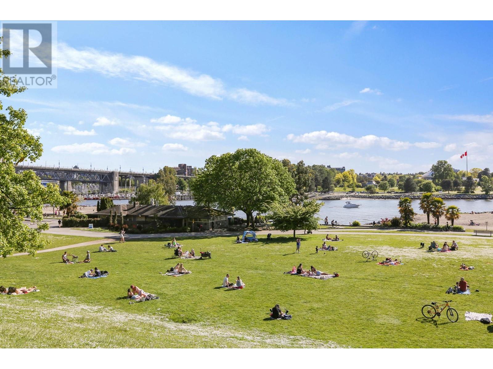 Listing Picture 24 of 29 : 405 1146 HARWOOD STREET, Vancouver / 溫哥華 - 魯藝地產 Yvonne Lu Group - MLS Medallion Club Member