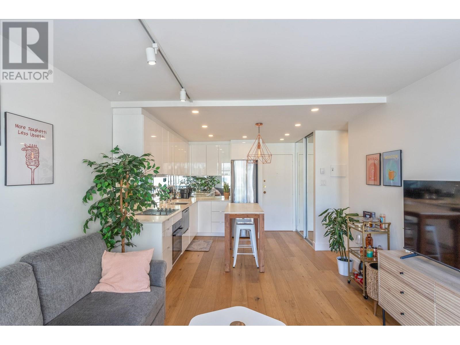 Listing Picture 4 of 29 : 405 1146 HARWOOD STREET, Vancouver / 溫哥華 - 魯藝地產 Yvonne Lu Group - MLS Medallion Club Member