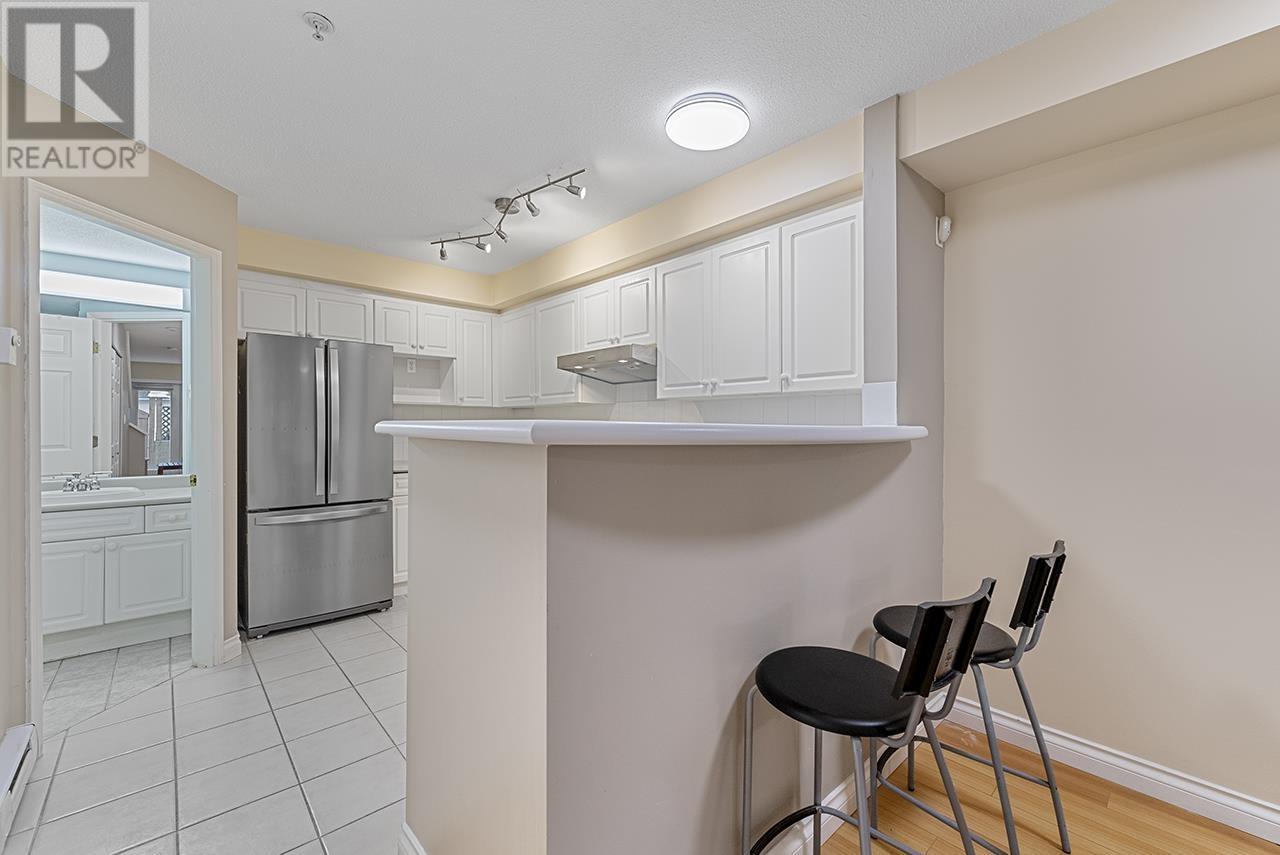 216 2545 W Broadway, Vancouver, British Columbia  V6K 2E9 - Photo 6 - R2969804