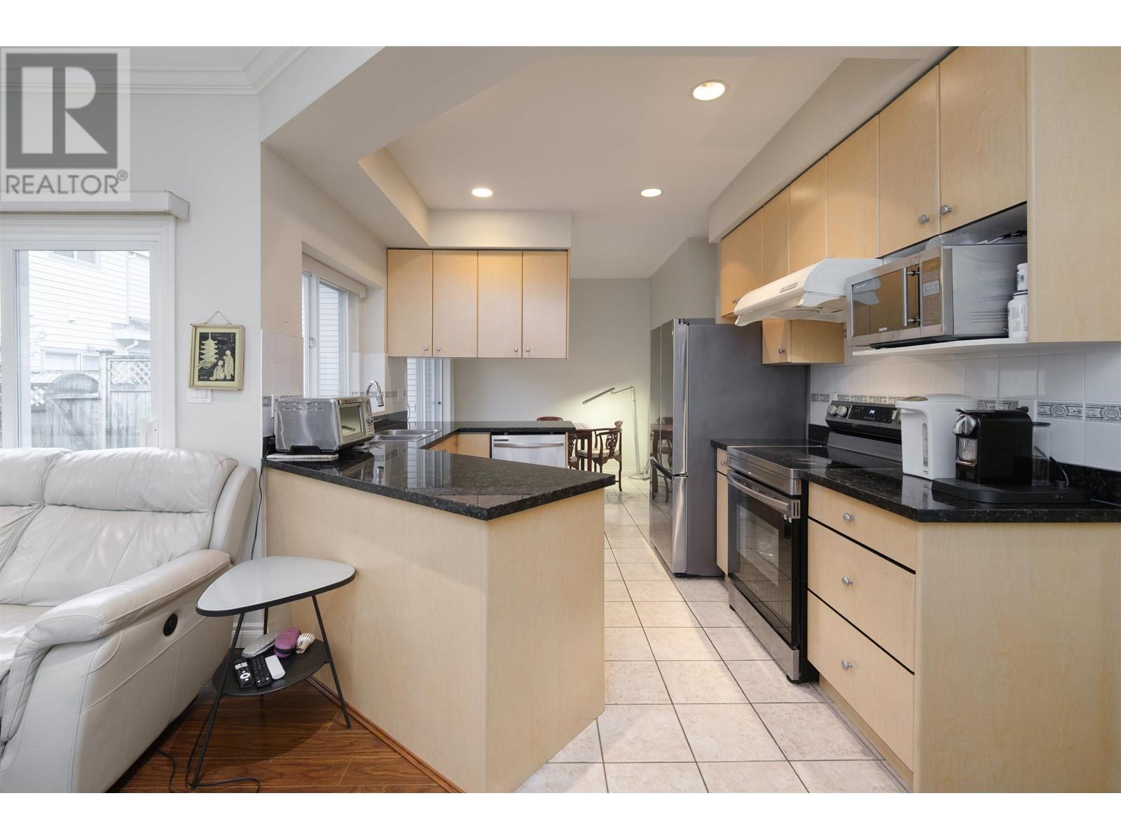 3 7320 St Albans Road, Richmond, British Columbia  V6Y 2K3 - Photo 5 - R2969417