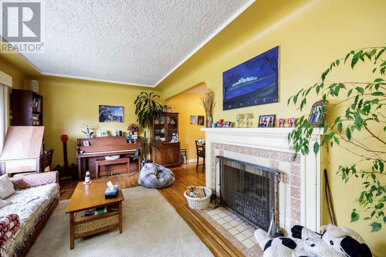 3836 Clinton Street, Burnaby, British Columbia  V5J 2K1 - Photo 17 - R2969798