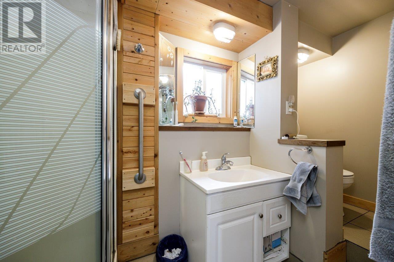 3836 Clinton Street, Burnaby, British Columbia  V5J 2K1 - Photo 25 - R2969798
