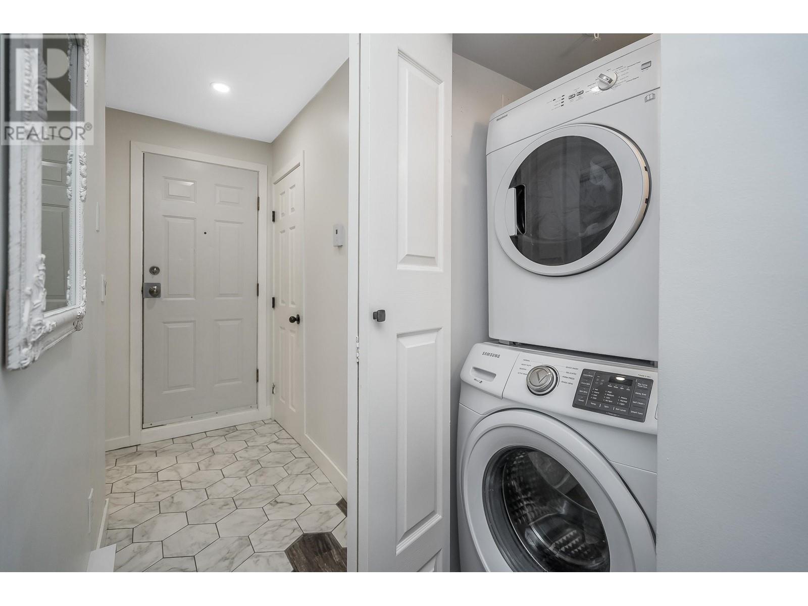 112 1570 Prairie Avenue, Port Coquitlam, British Columbia  V3B 1T4 - Photo 13 - R2969263