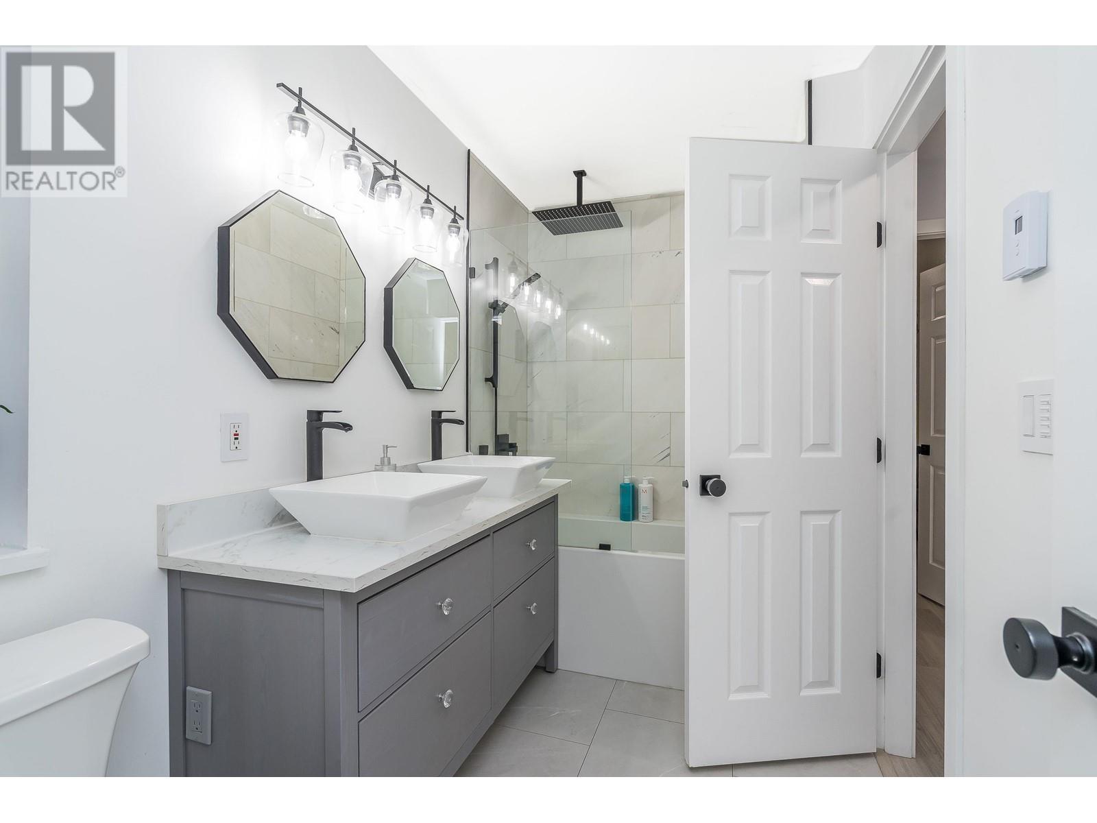 112 1570 Prairie Avenue, Port Coquitlam, British Columbia  V3B 1T4 - Photo 18 - R2969263