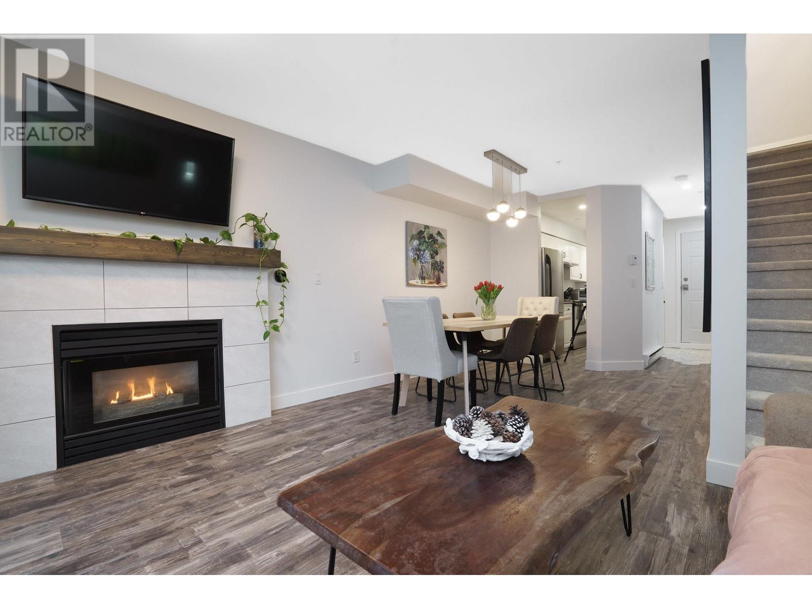 112 1570 Prairie Avenue, Port Coquitlam, British Columbia  V3B 1T4 - Photo 1 - R2969263