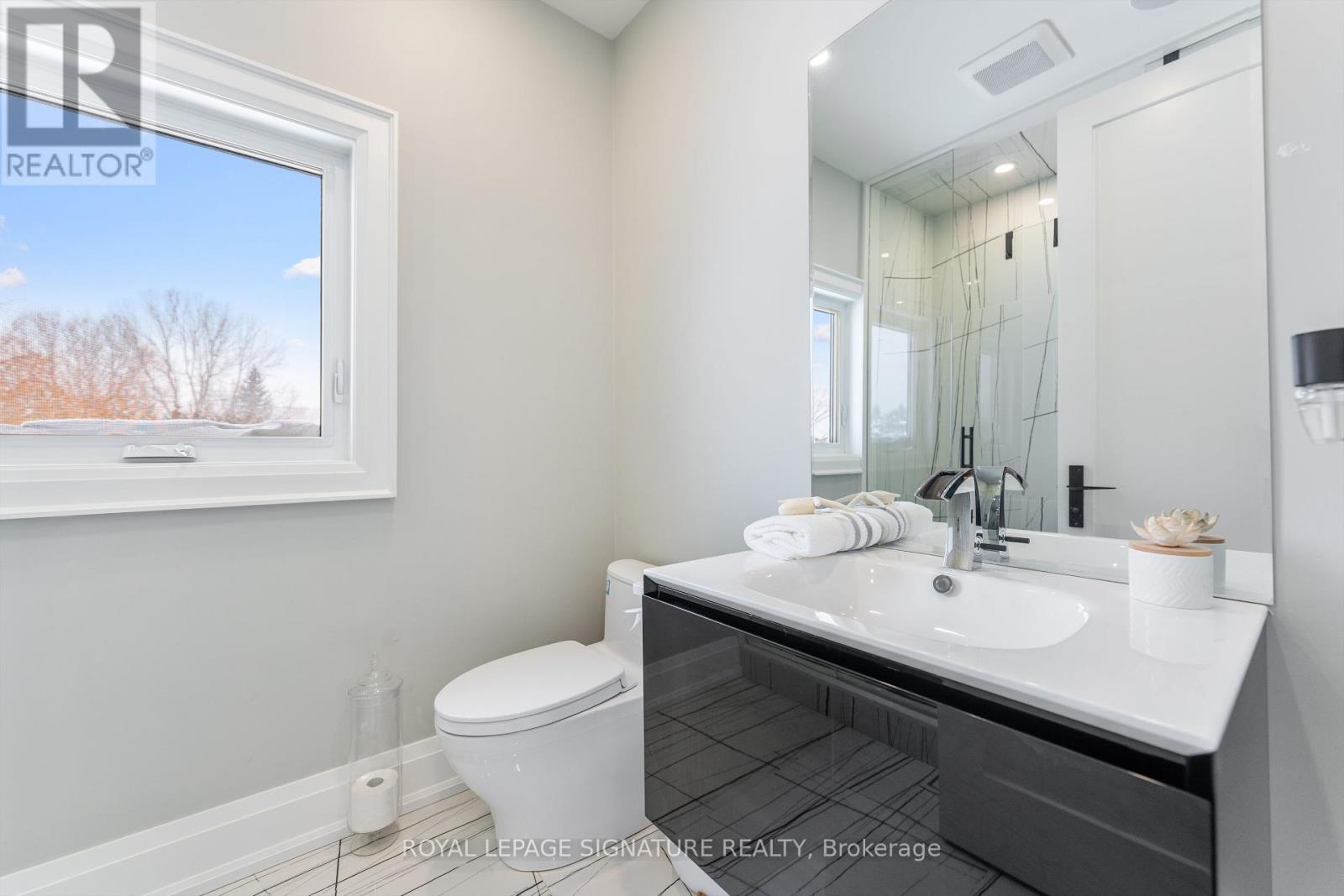 2978 Suntrac Drive, Ramara, Ontario  L0K 1B0 - Photo 10 - S11978629