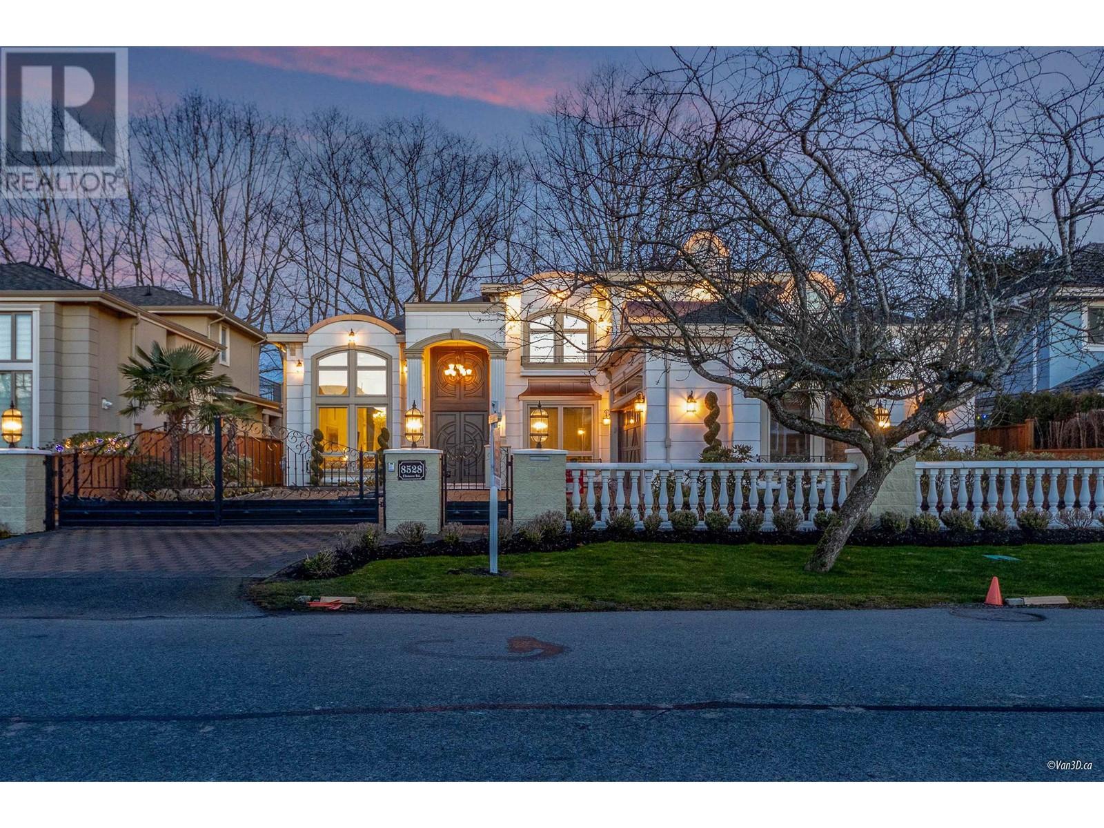 Listing Picture 2 of 40 : 8528 ELSMORE ROAD, Richmond / 烈治文 - 魯藝地產 Yvonne Lu Group - MLS Medallion Club Member
