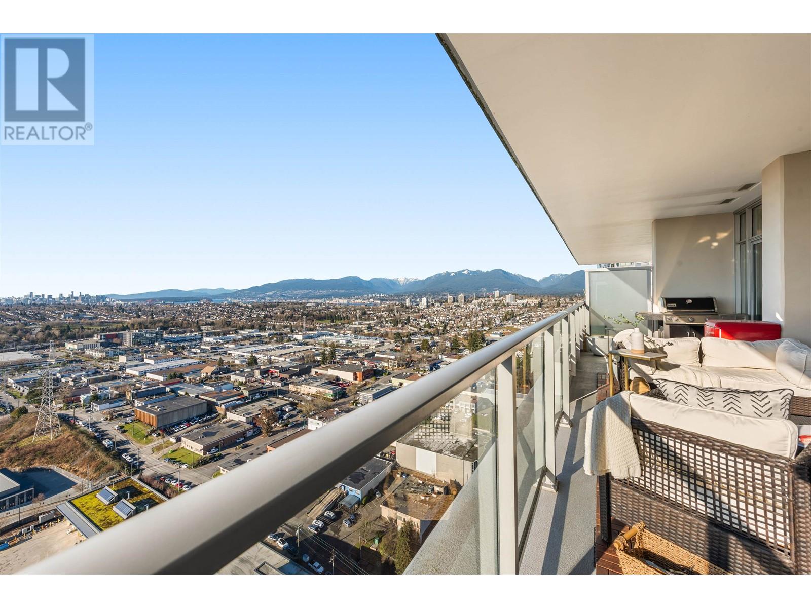 Listing Picture 15 of 26 : 3307 1888 GILMORE AVENUE, Burnaby / 本拿比 - 魯藝地產 Yvonne Lu Group - MLS Medallion Club Member