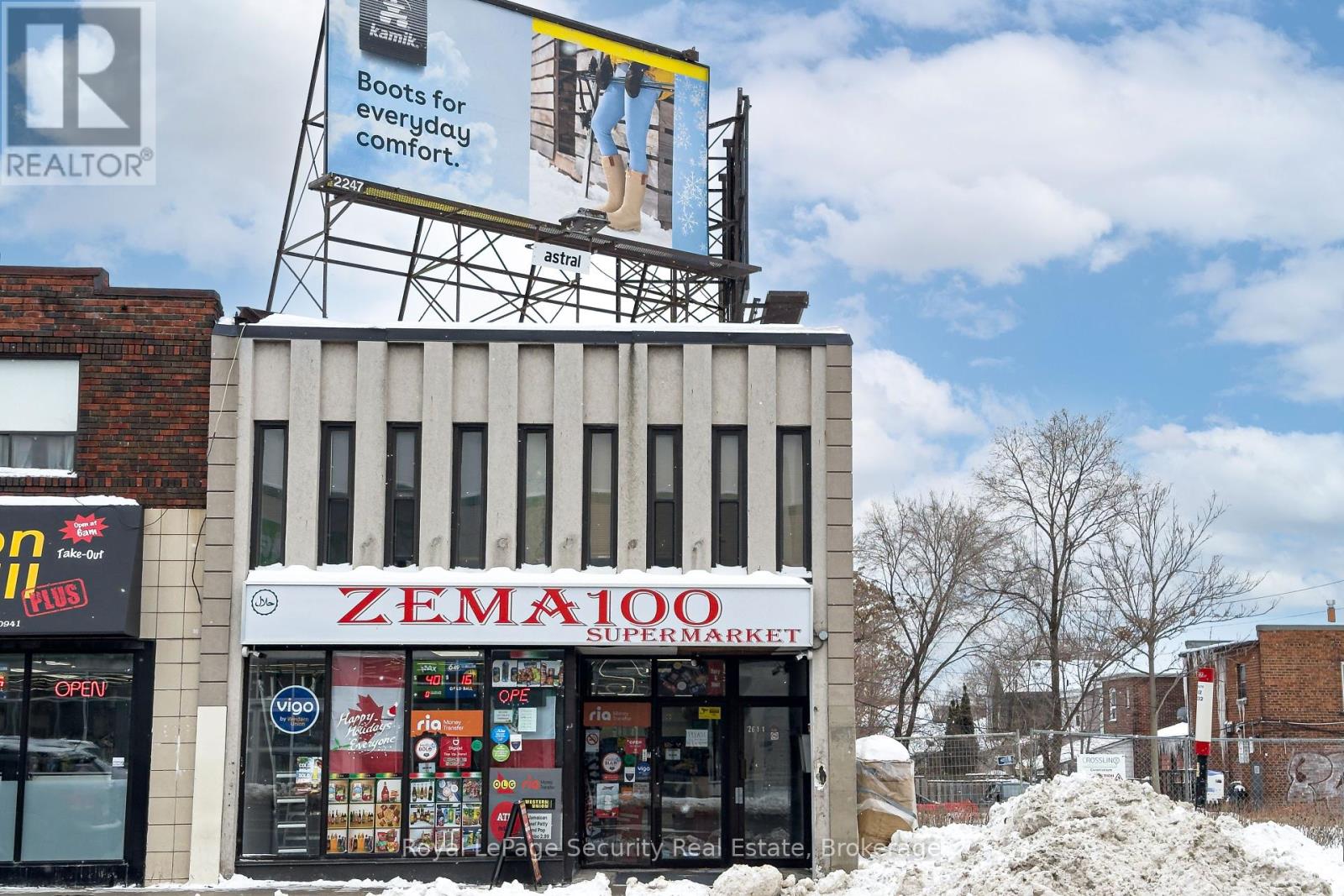 2611 Eglinton Avenue W, Toronto (Keelesdale-Eglinton West), Ontario  M6M 1T3 - Photo 2 - W11985876