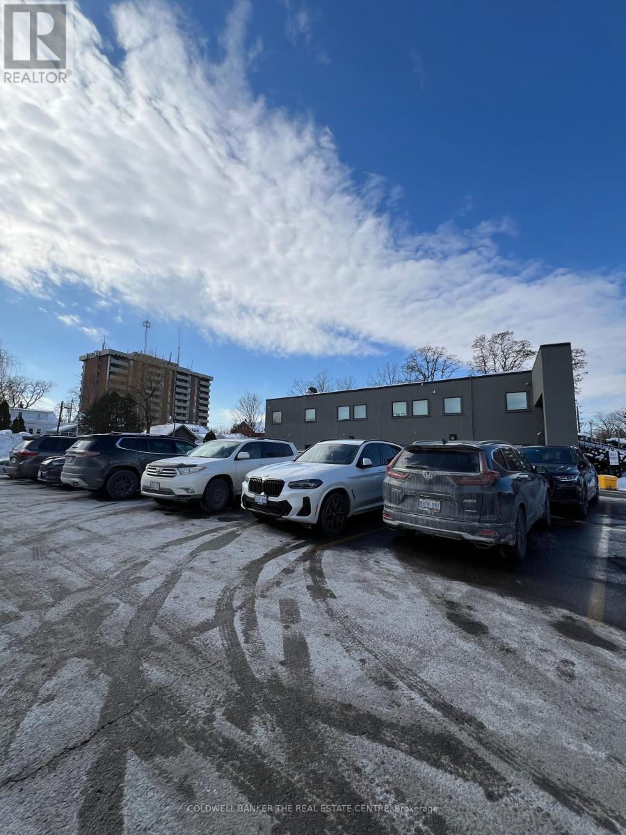 202 - 22 Richmond Street, Richmond Hill, Ontario L4C 3Y1 - Photo 9 - N11985981