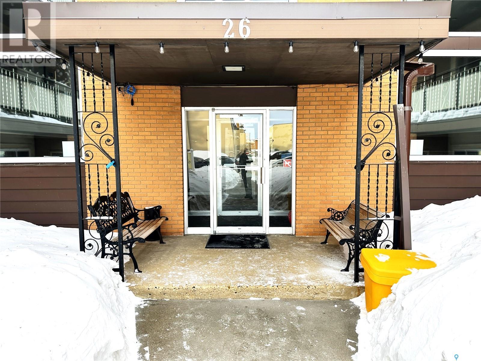 Property at 19 26 Shaw STREET image 4