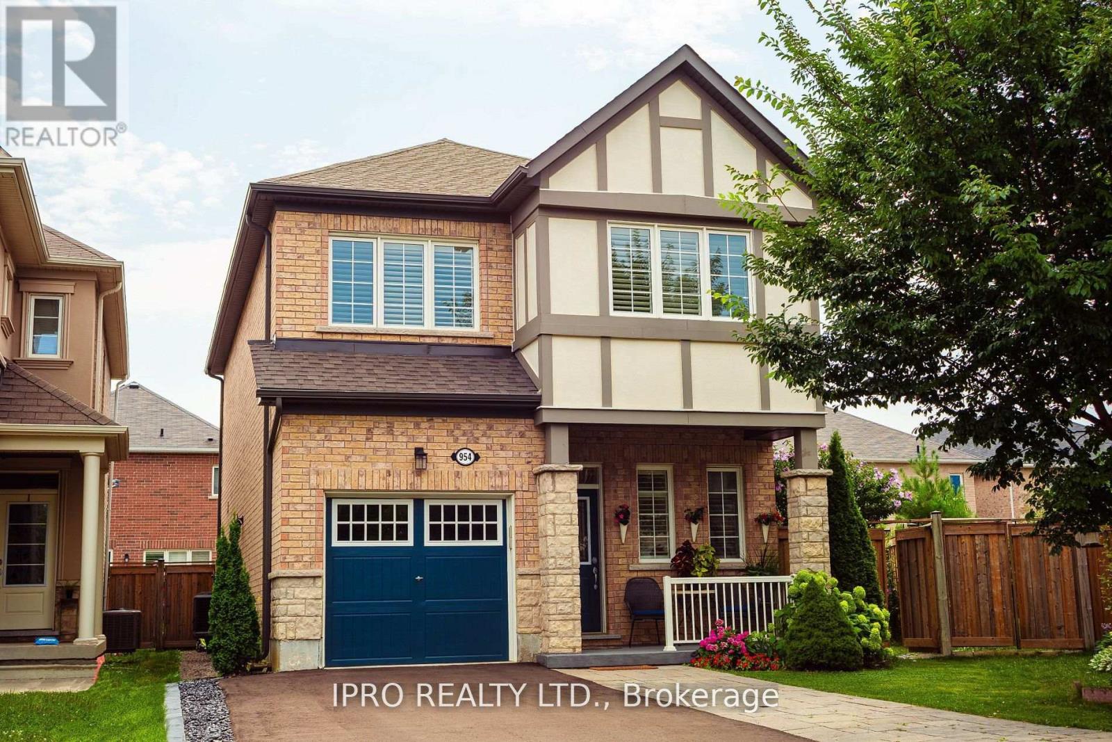 Property at 954 PENSON CRESCENT image 1