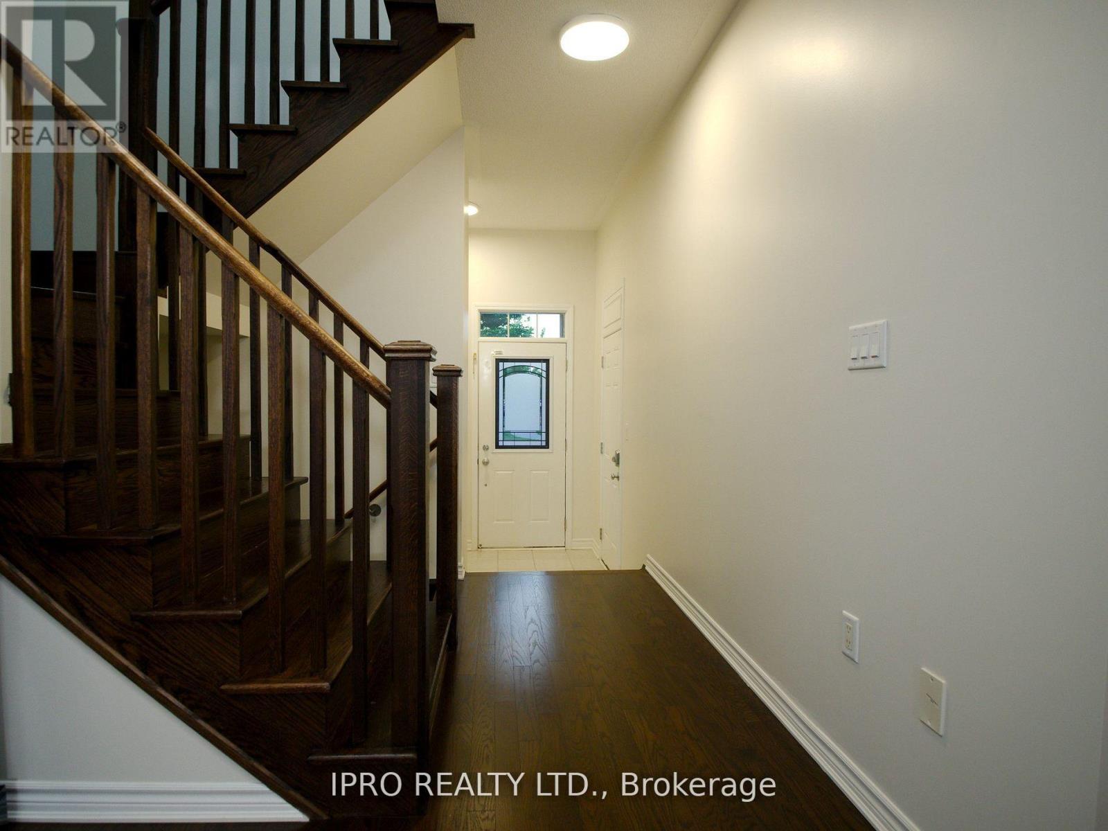 Property at 954 PENSON CRESCENT image 5