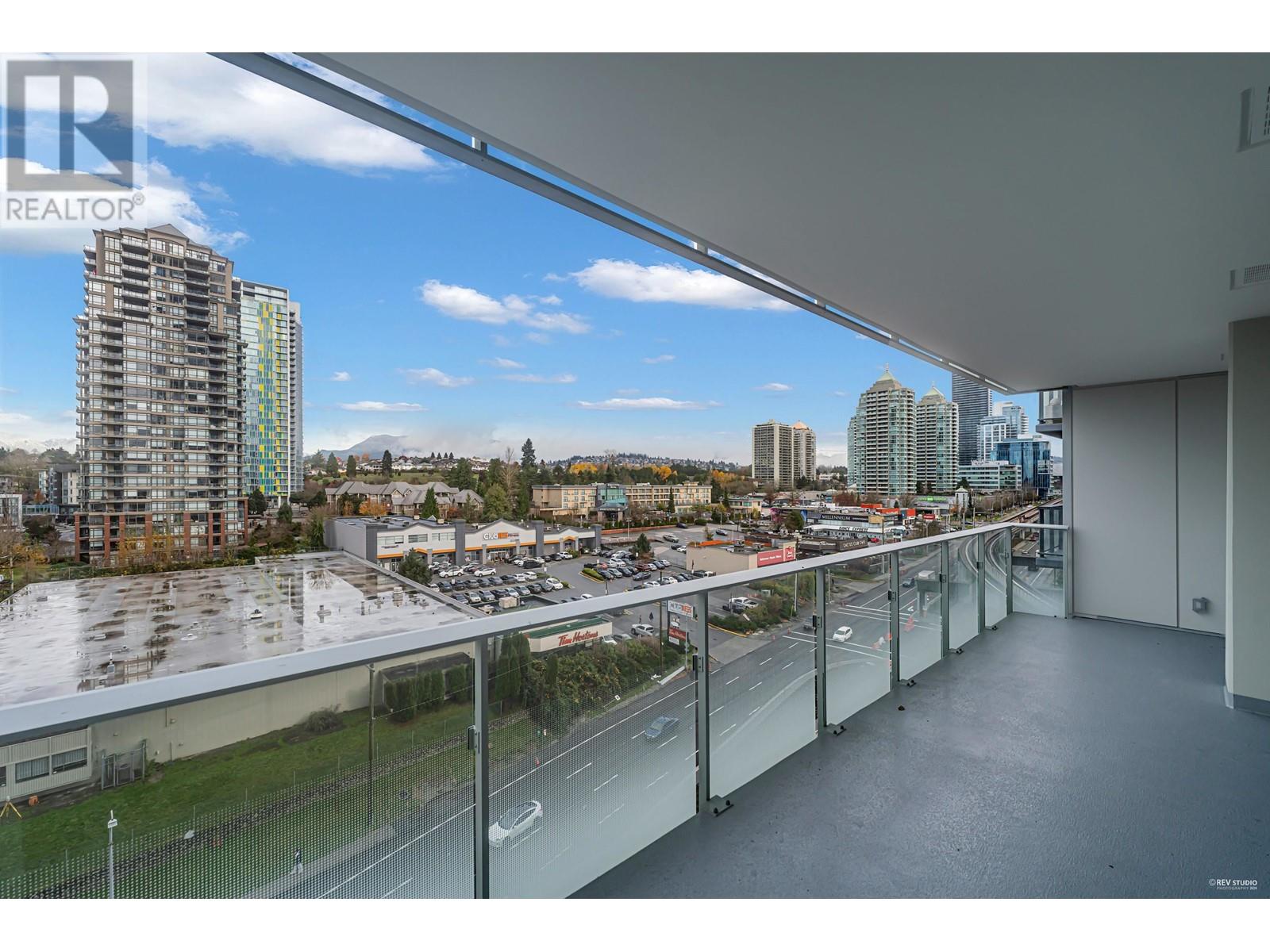 Listing Picture 25 of 39 : 906 4168 LOUGHEED HIGHWAY, Burnaby / 本拿比 - 魯藝地產 Yvonne Lu Group - MLS Medallion Club Member