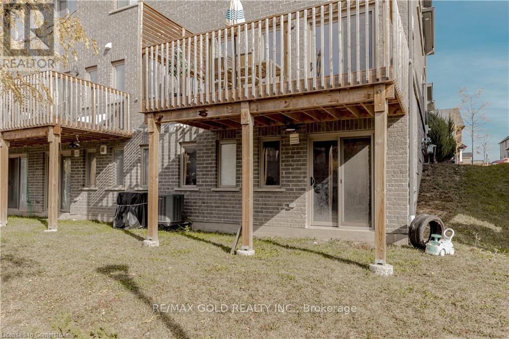 133 Hollybrook Trail, Kitchener, Ontario  N2R 0P1 - Photo 39 - X11985947