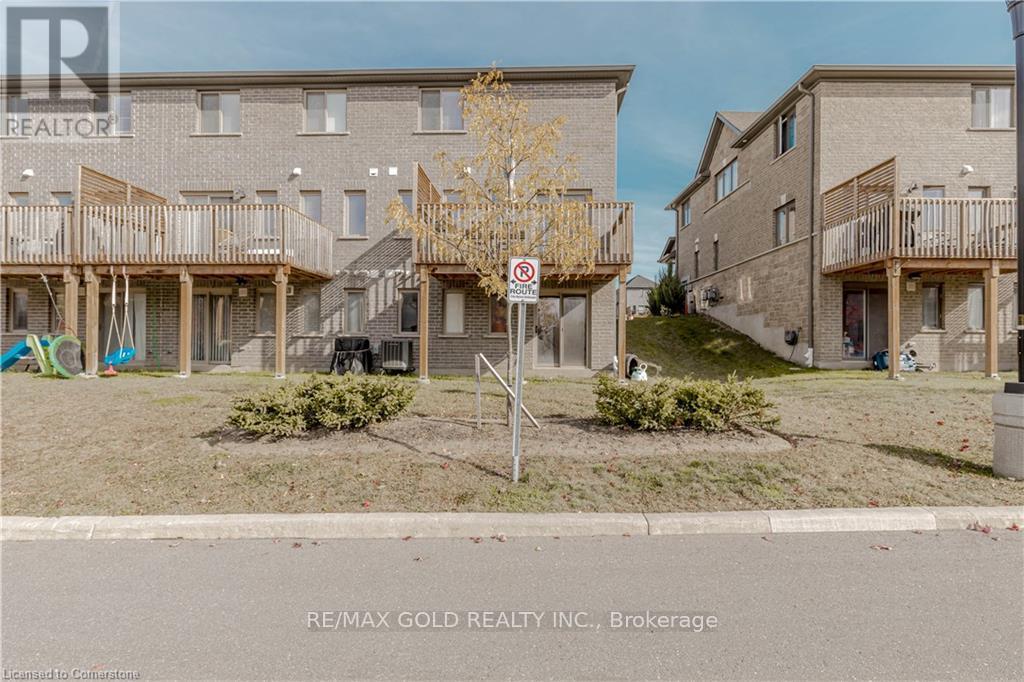 133 Hollybrook Trail, Kitchener, Ontario  N2R 0P1 - Photo 40 - X11985947