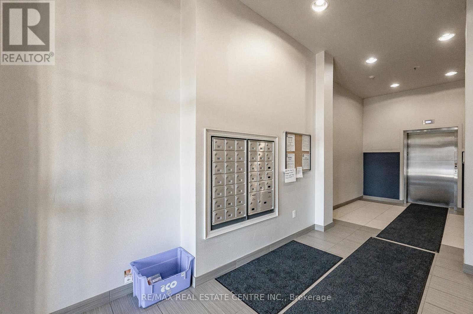 Property at 401 - 427 ABERDEEN AVENUE image 4