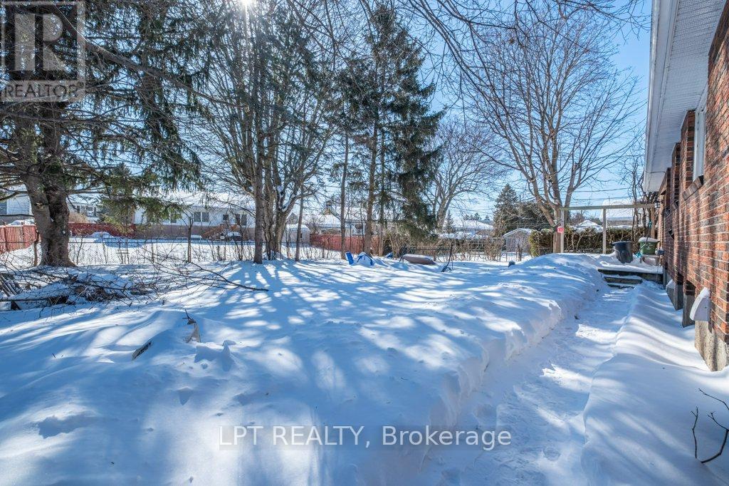 20 Elizabeth Avenue, Kingston, Ontario  K7M 3G8 - Photo 35 - X11986052